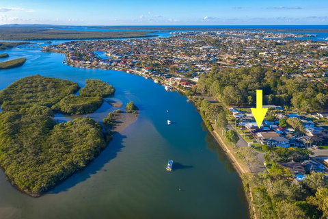 Waterfront Family House - Adwords Guide 2