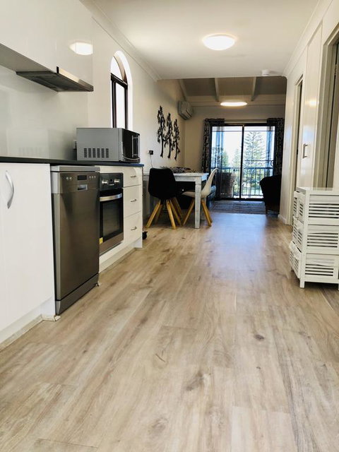 West Beach Lagoon 212 - Great Views - Adwords Guide 3