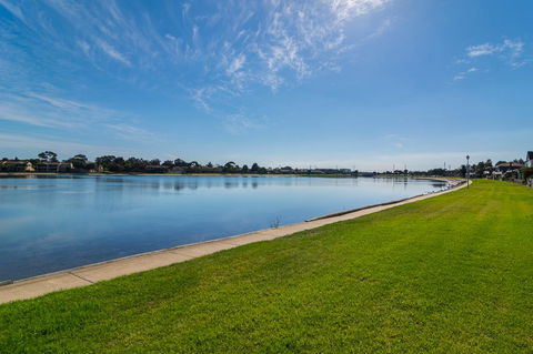 West Lakes Townhouse - Adwords Guide 3