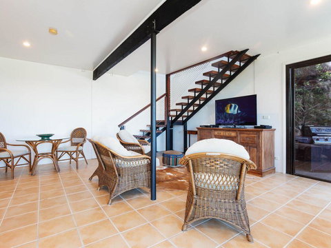 Whale Tales' 78 Lentara Street - FANTASTIC WATER VIEWS OVER FINGAL BEACH - Adwords Guide 1