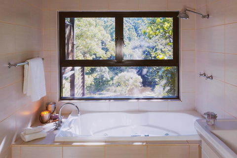 Whispering Valley Cottage Retreat - Adwords Guide 1