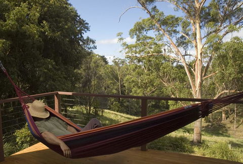 Whispering Valley Cottage Retreat - Adwords Guide 0