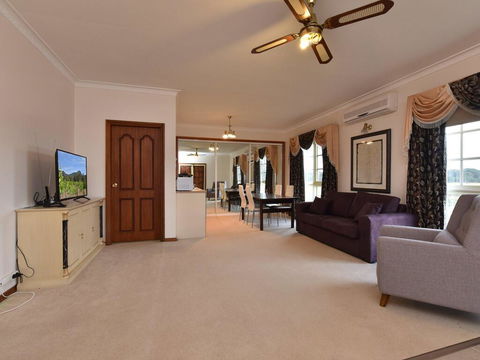Wine Country Homestead 1br Studio - Adwords Guide 3