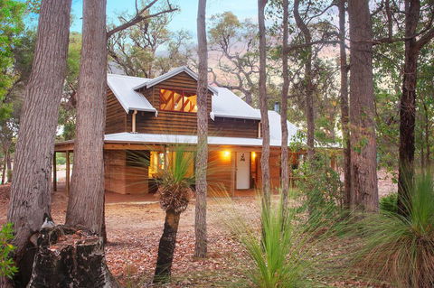 Woodstone Kookaburra Cottage - Adwords Guide 0