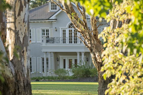 Yatahlia Manor Luxury Homestay - Adwords Guide 1