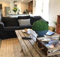 YSG The Edward Townhouse 151 - Walk To Town - Adwords Guide