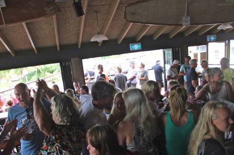 Crescent Head Tavern - Adwords Guide 0