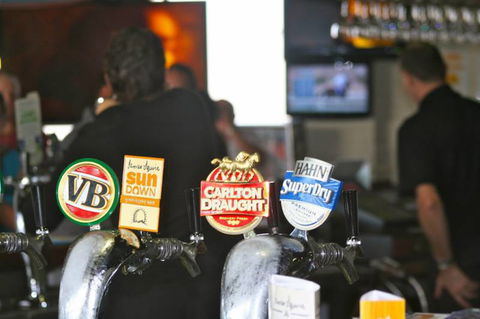 Crescent Head Tavern - Adwords Guide 3