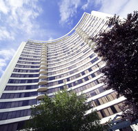 BreakFree Capital Tower - Adwords Guide