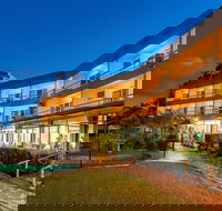 Camelot Motel - Adwords Guide