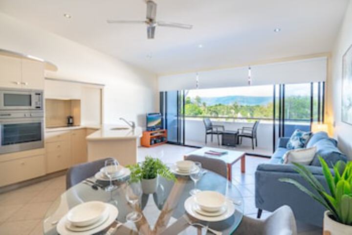 Saltwater Luxury Apartments Port Douglas