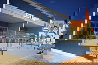 Penguin Beachfront Apartments