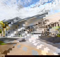 Dalby Fairway Motor Inn - Adwords Guide