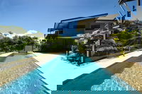 Pinnacle Apartments Hamilton Island
