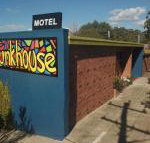 Bunkhouse Motel - Adwords Guide