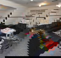 Macquarie Cottage - Adwords Guide