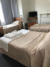 Lords Hotel