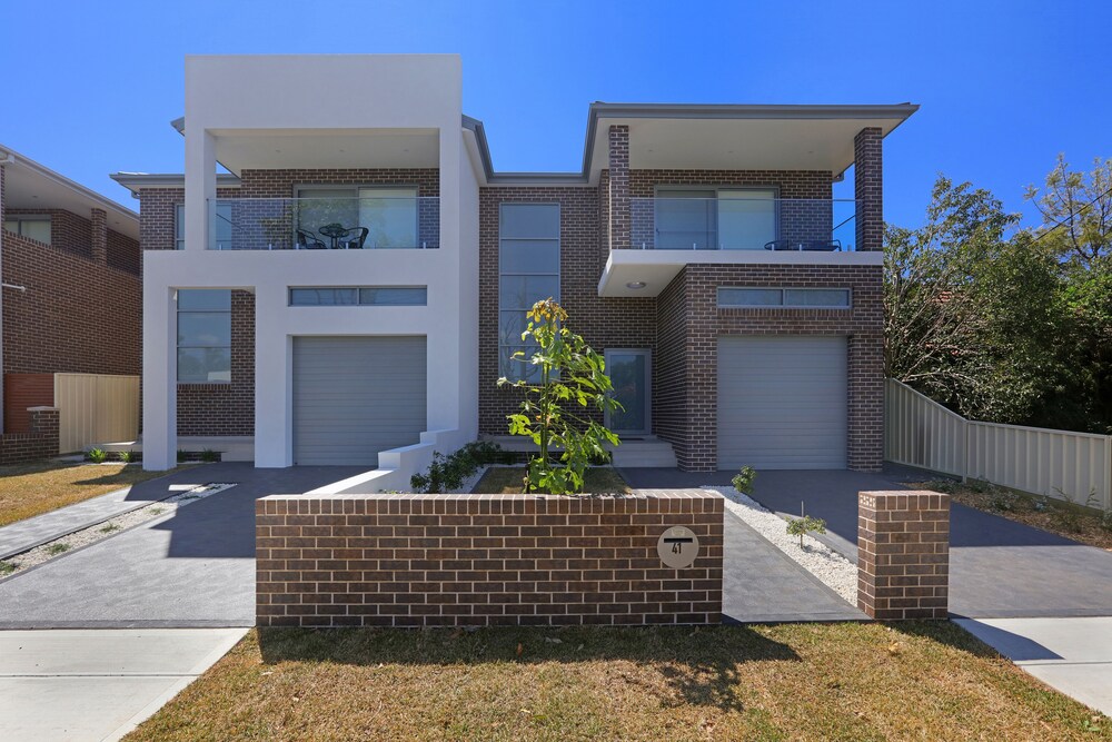 Greenacre Villas Sydney Greenacre