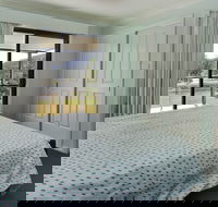 Anchor Down at Hat Head - Adwords Guide