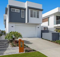 Elegant Beach House on Nautilus - Adwords Guide