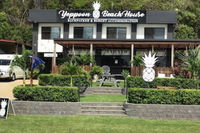 Yeppoon Beachhouse - Hostel