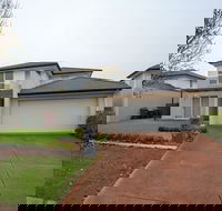 Superb Luxe 5BR Housepoint Cook Near Lake - Adwords Guide