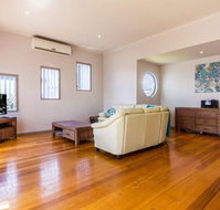 Beach House on Katherine Circuit - Adwords Guide
