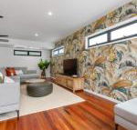 Boutique Villa on Boomerang - Adwords Guide