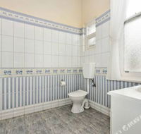 Rose Garden Spacious Family Home Near CBD - Adwords Guide