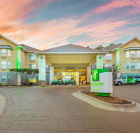 Holiday Inn Hotel and Suites Peachtree City