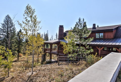 Frame Of Mind Chalet - ST16 - Adwords Guide 0