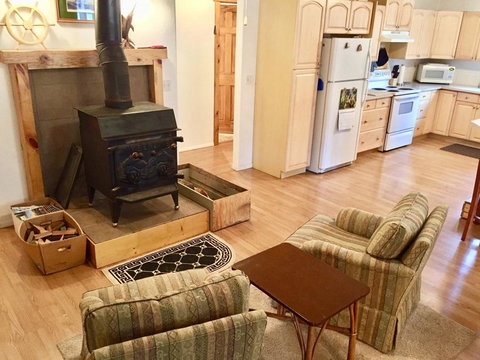 Boulder Creek - 12783 Chuckwagon Road - Adwords Guide 4