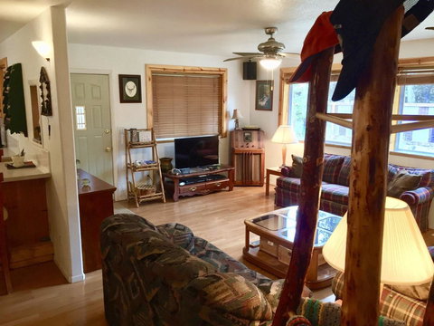 Boulder Creek - 12783 Chuckwagon Road - Adwords Guide 8