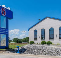 Motel 6 Richmond IN