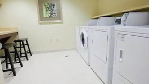 Homewood Suites Lafayette-Airport - Adwords Guide 20