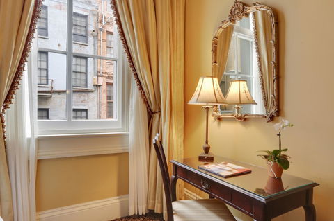 Pelham Hotel - Adwords Guide 8