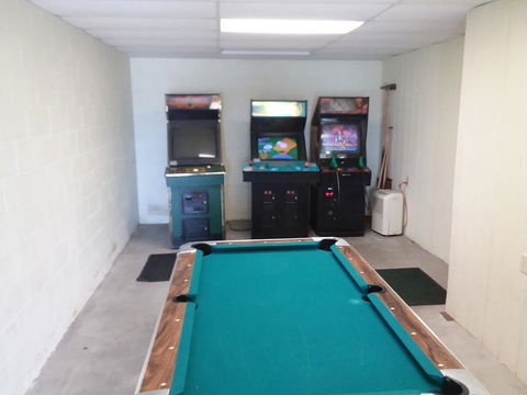 K Royale Lakefront Inn - Saint Ignace - Adwords Guide 5