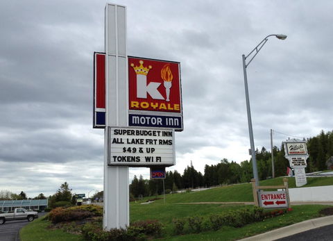 K Royale Lakefront Inn - Saint Ignace - Adwords Guide 33