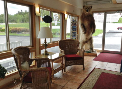 K Royale Lakefront Inn - Saint Ignace - Adwords Guide 9