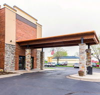 Quality Inn and Suites - Arden Hills