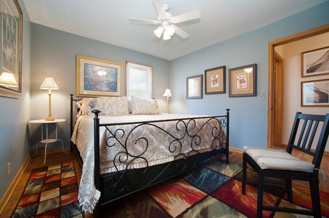 J33A Southwest 2+ Bedroom 1 Bathroom Sleeps 8-10 - Adwords Guide 2