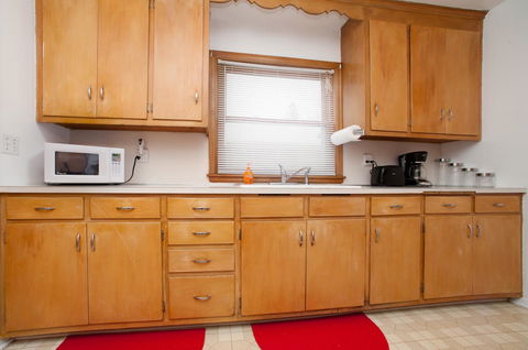 J33A Southwest 2+ Bedroom 1 Bathroom Sleeps 8-10 - Adwords Guide 3