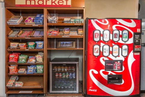 Days Inn By Wyndham Kansas City International Airport - Adwords Guide 31