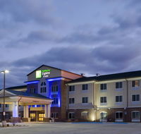 Holiday Inn Express  Suites Nevada