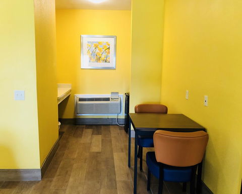 Days Inn By Wyndham Port Aransas TX - Adwords Guide 34