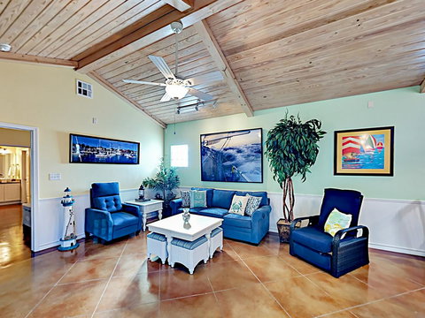 Sail Away Coastal Port Aransas Condo - Adwords Guide 21