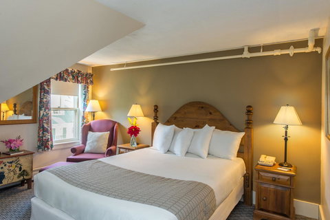 Eagle Mountain House And Golf Club - Adwords Guide 24