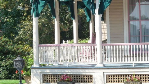 J. D. Thompson Inn Bed And Breakfast - Adwords Guide 4