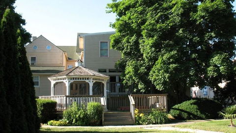 J. D. Thompson Inn Bed And Breakfast - Adwords Guide 5