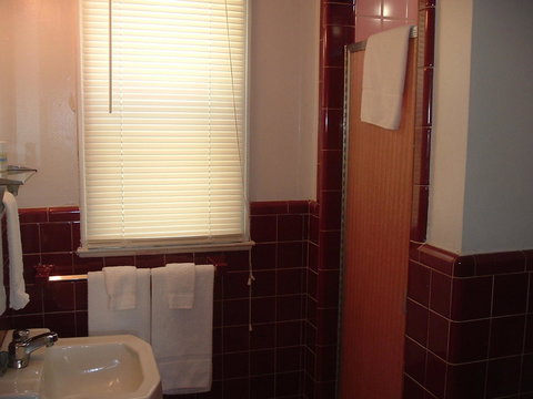 Fels Three Crown Motel - Adwords Guide 10